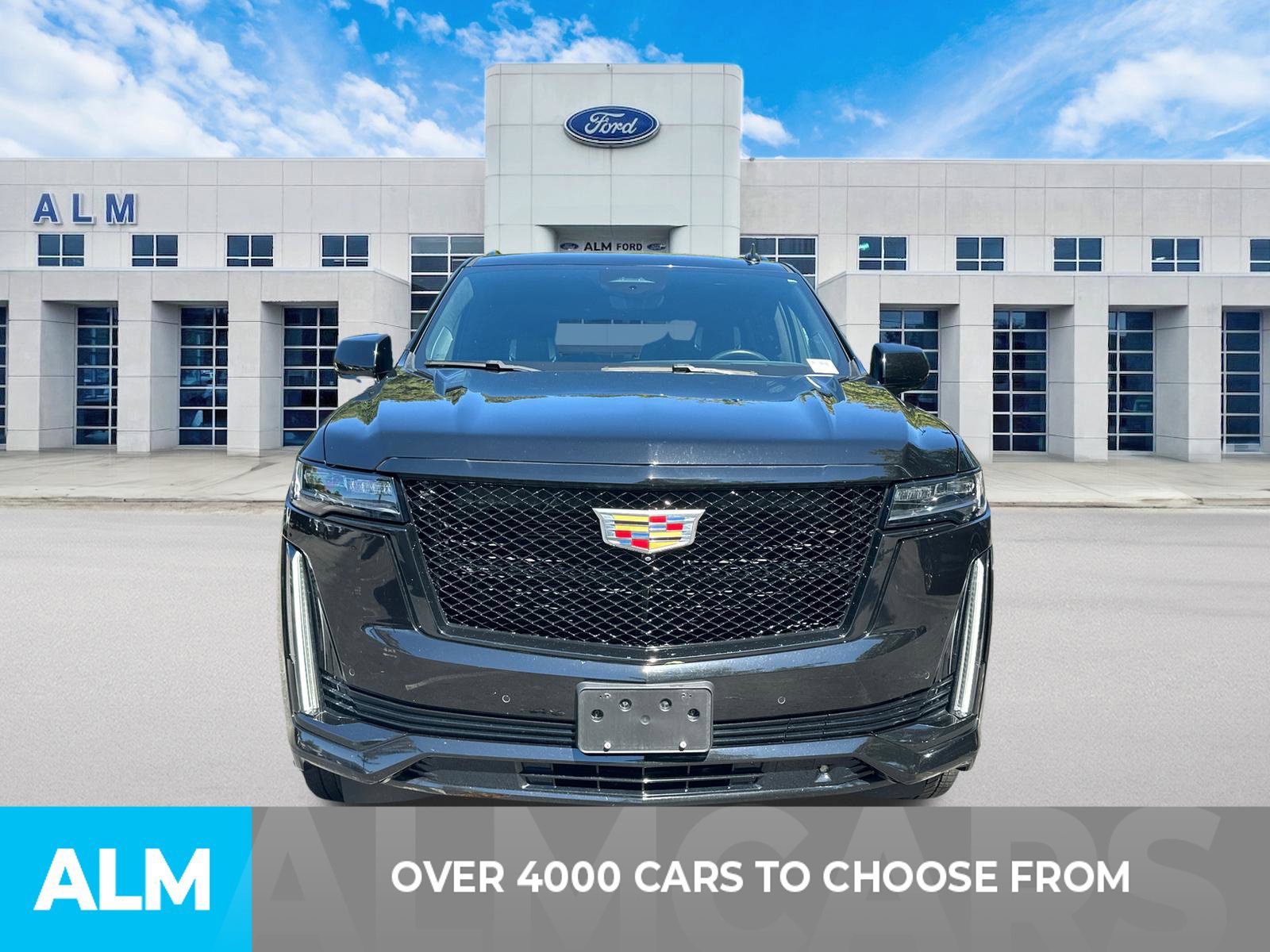 Used 2023 Cadillac Escalade ESV Sport Platinum AWD/4WD image 2