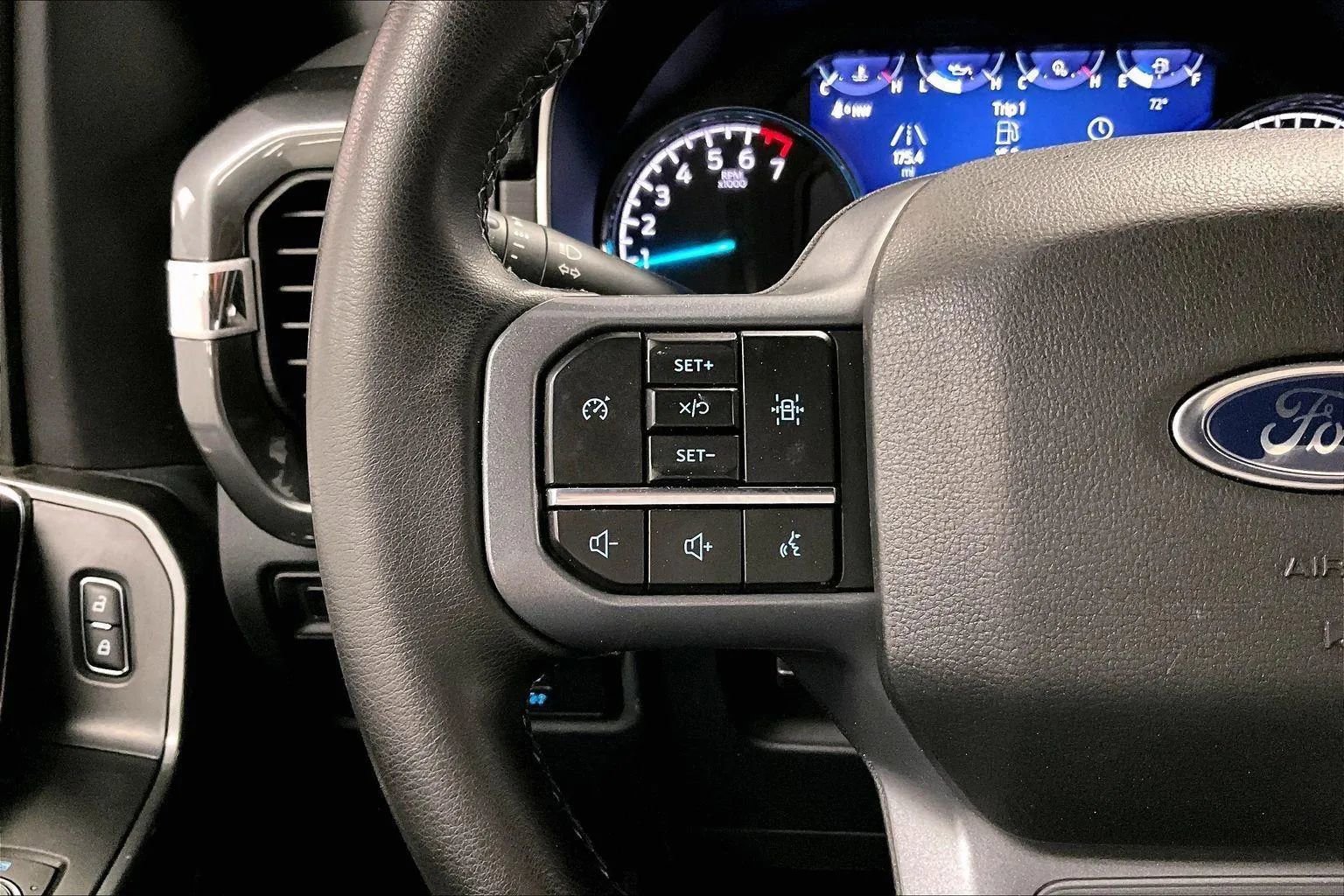 Certified 2023 Ford F150 XLT w/ Equipment Group 302A High image 17