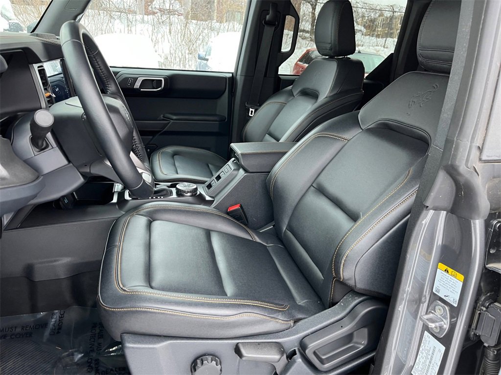 Certified 2024 Ford Bronco Badlands w/ Sasquatch Package image 9