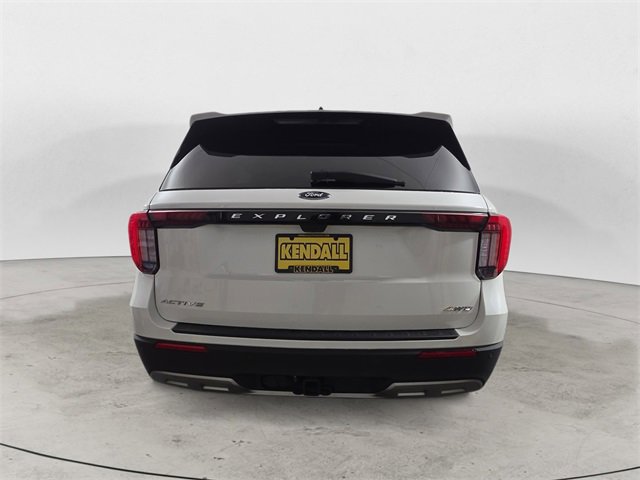 Certified 2025 Ford Explorer Active w/ Active Comfort Package image 3