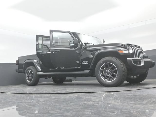 Used 2022 Jeep Gladiator Overland w/ Popular Equipment Package AWD/4WD image 28