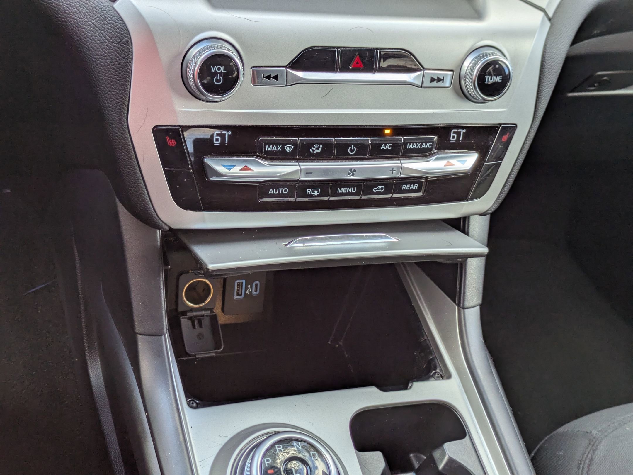 Certified 2021 Ford Explorer XLT image 20