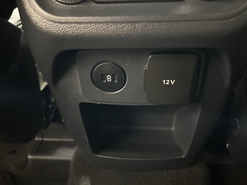 Certified 2025 Ford Explorer ST-Line w/ ST-Line Street Pack image 28