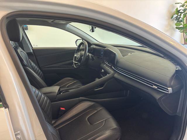 Used 2024 Hyundai Elantra Limited FWD image 6
