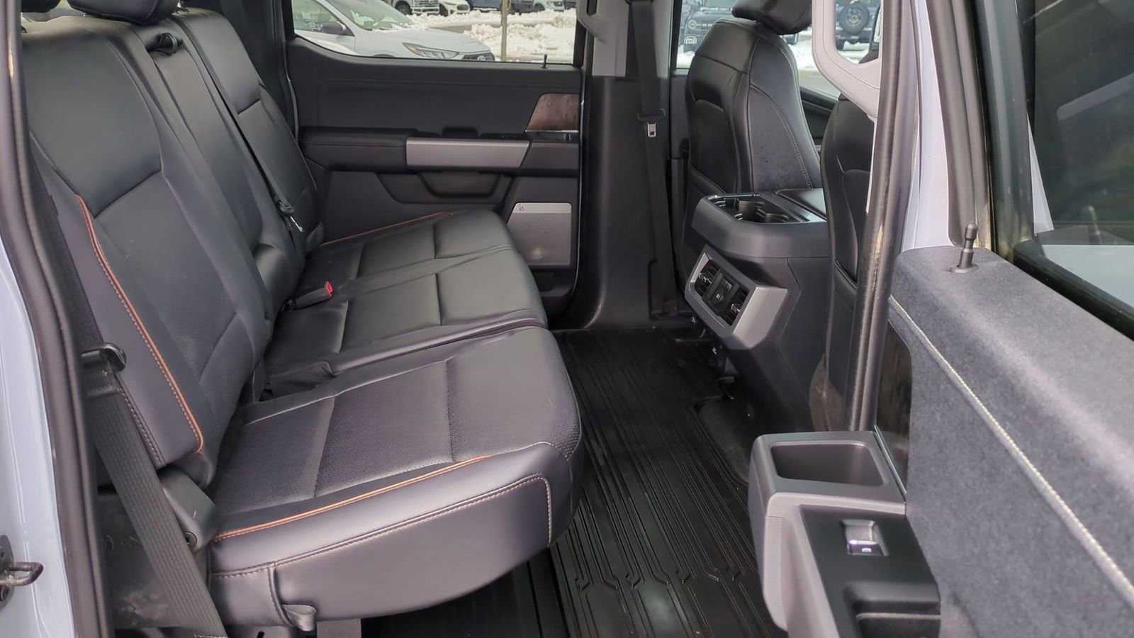 Certified 2025 Ford F350 Lariat w/ Black Appearance Package image 22