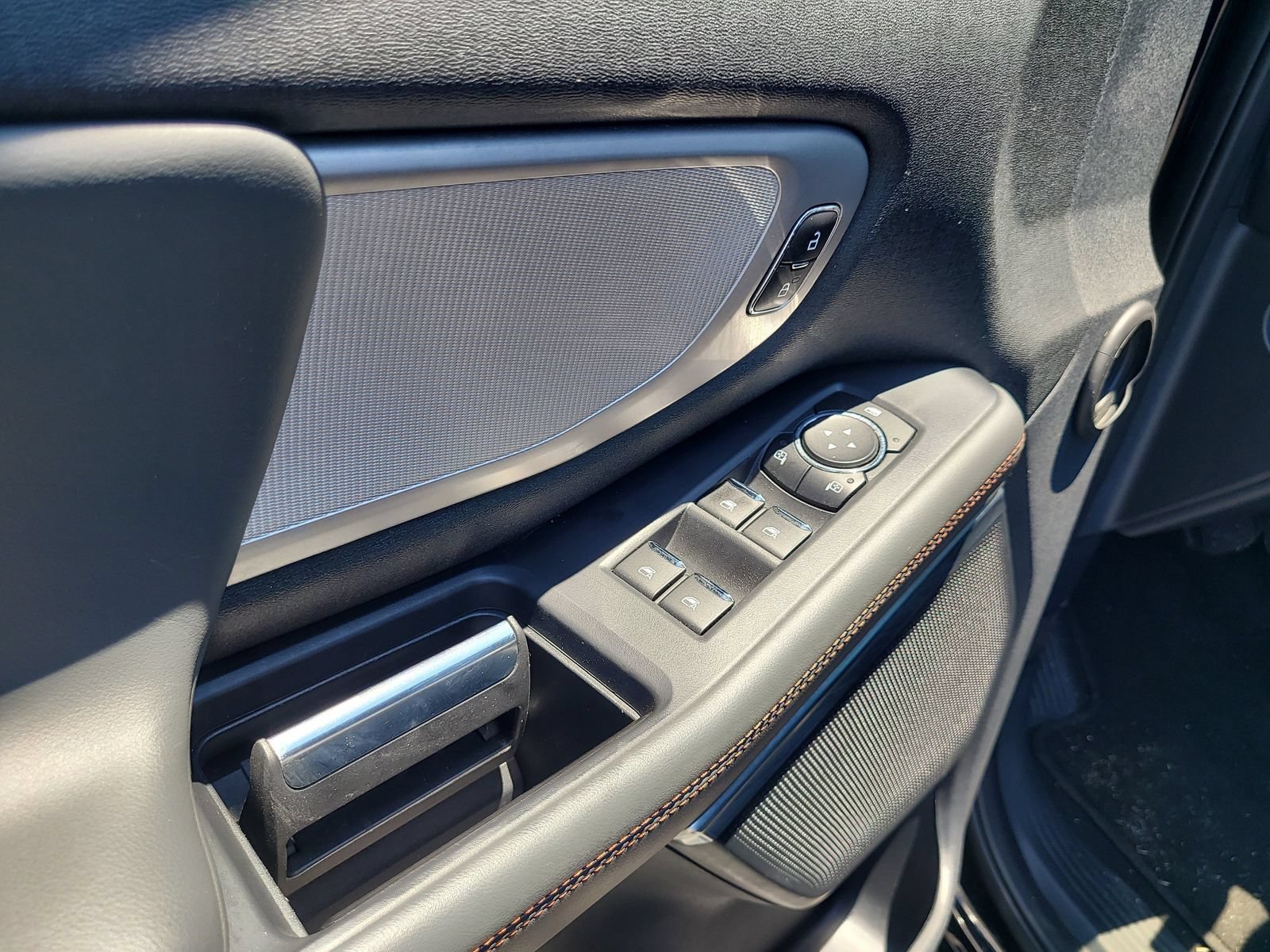 Certified 2025 Ford Expedition Max Active AWD/4WD image 16