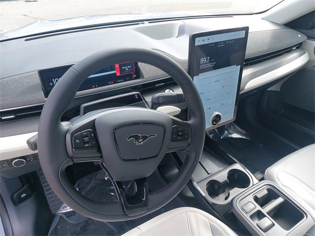 Certified 2025 Ford Mustang Mach-E Premium image 16