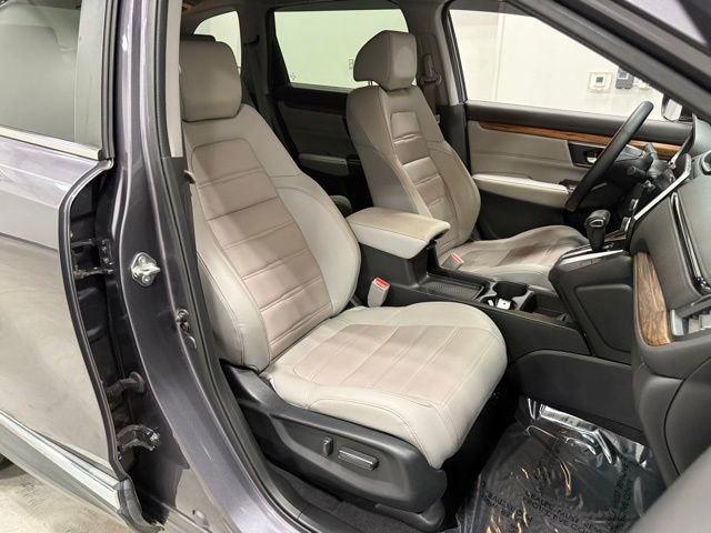 Used 2018 Honda CR-V Touring image 37