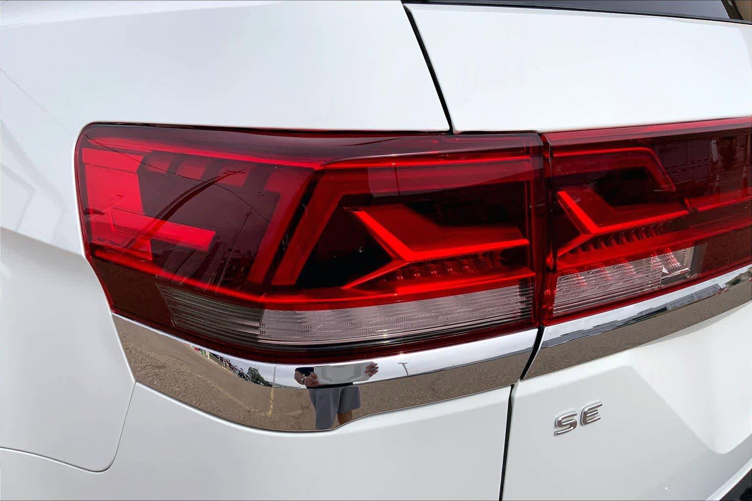 Used 2024 Volkswagen Atlas SE FWD image 29