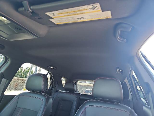 Used 2022 Chevrolet Equinox RS w/ Infotainment Package FWD image 30