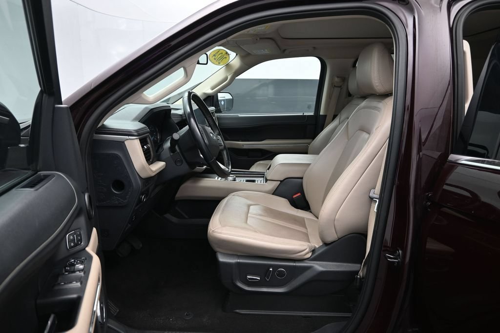 Certified 2024 Ford Expedition Max Limited RWD image 13