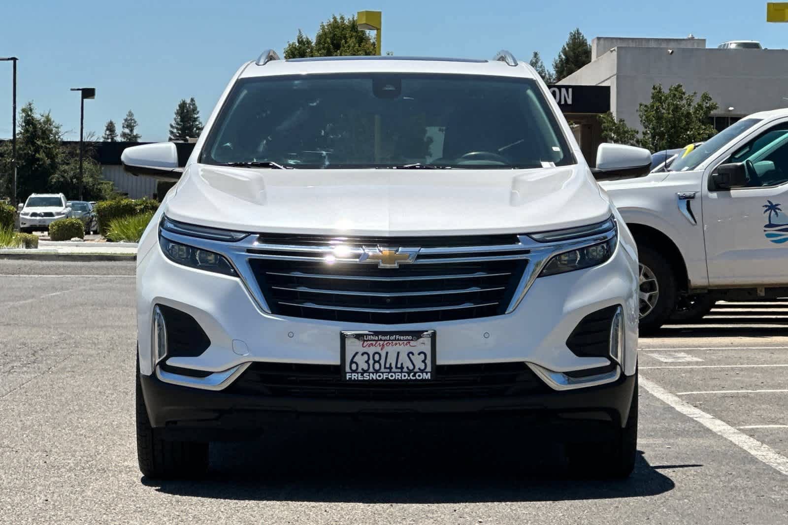 Used 2023 Chevrolet Equinox Premier AWD/4WD image 10