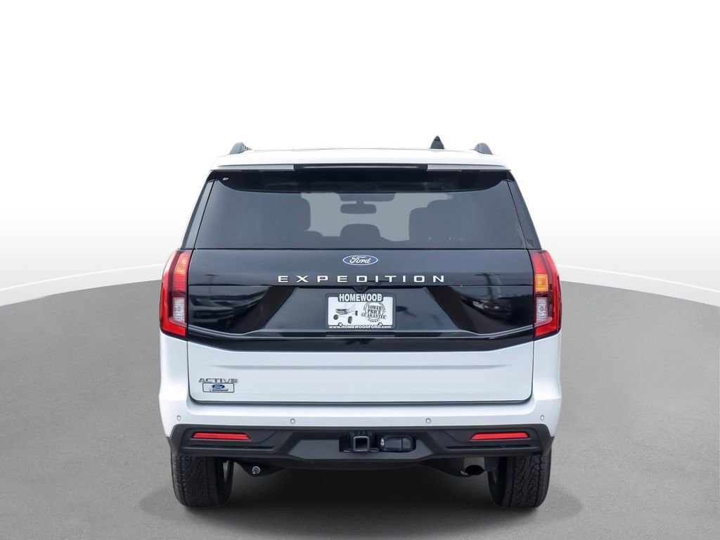 Certified 2025 Ford Expedition Active image 4