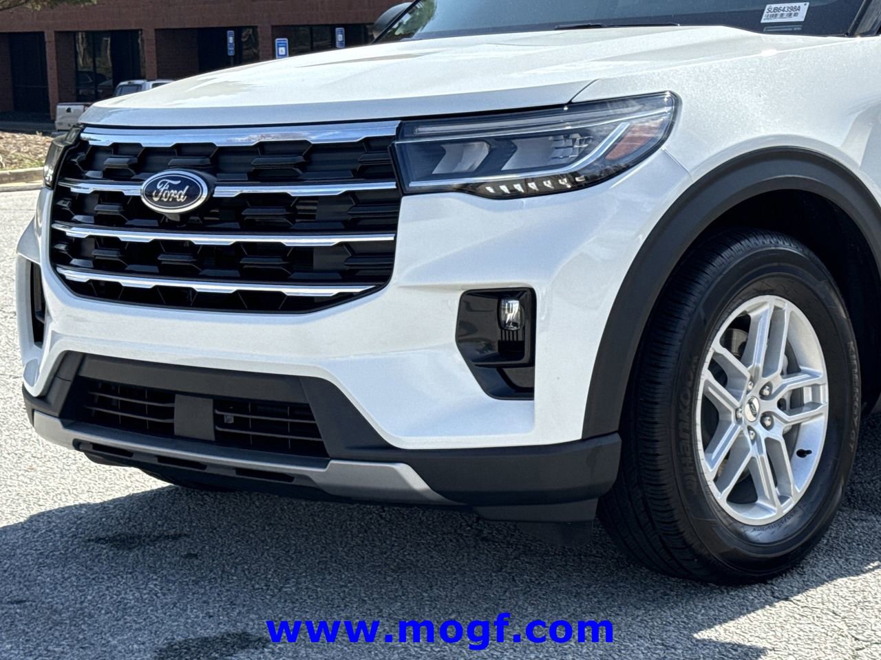 Certified 2025 Ford Explorer Active w/ Active Comfort Package image 31