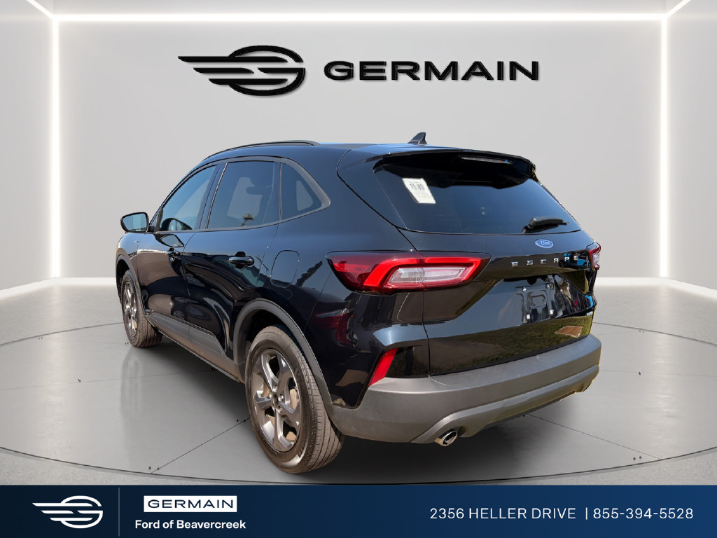 Certified 2025 Ford Escape ST-Line AWD/4WD image 5
