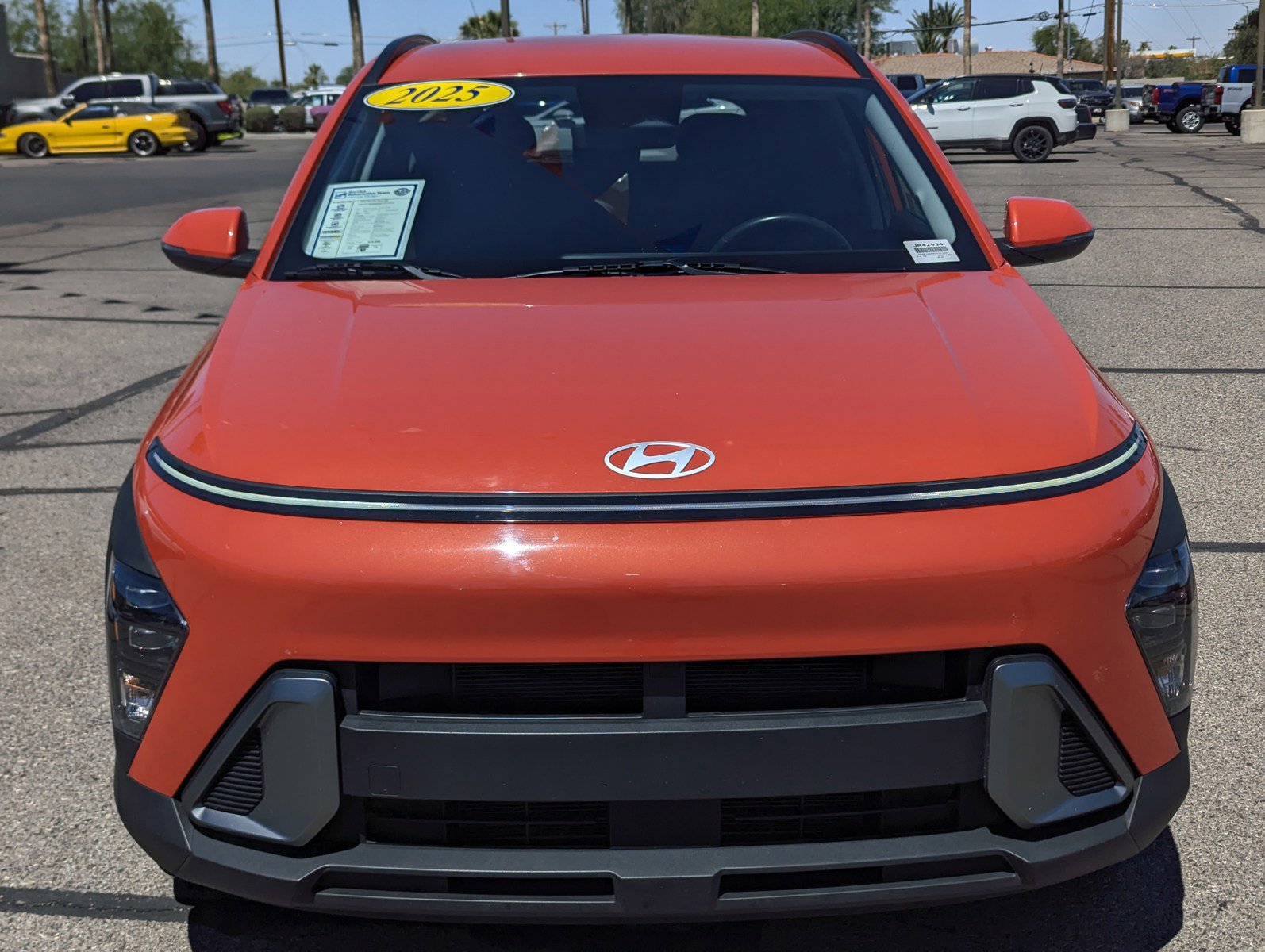 Used 2025 Hyundai Kona SEL FWD image 6