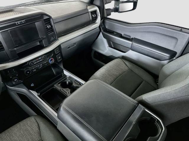 Certified 2025 Ford F250 XLT w/ FX4 Off-Road Package AWD/4WD image 11