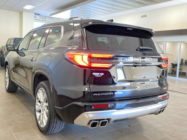 Used 2024 GMC Acadia Denali w/ Super Cruise Package AWD/4WD image 5