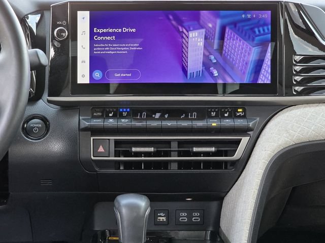 Used 2025 Toyota Camry XLE w/ Premium Package FWD image 9