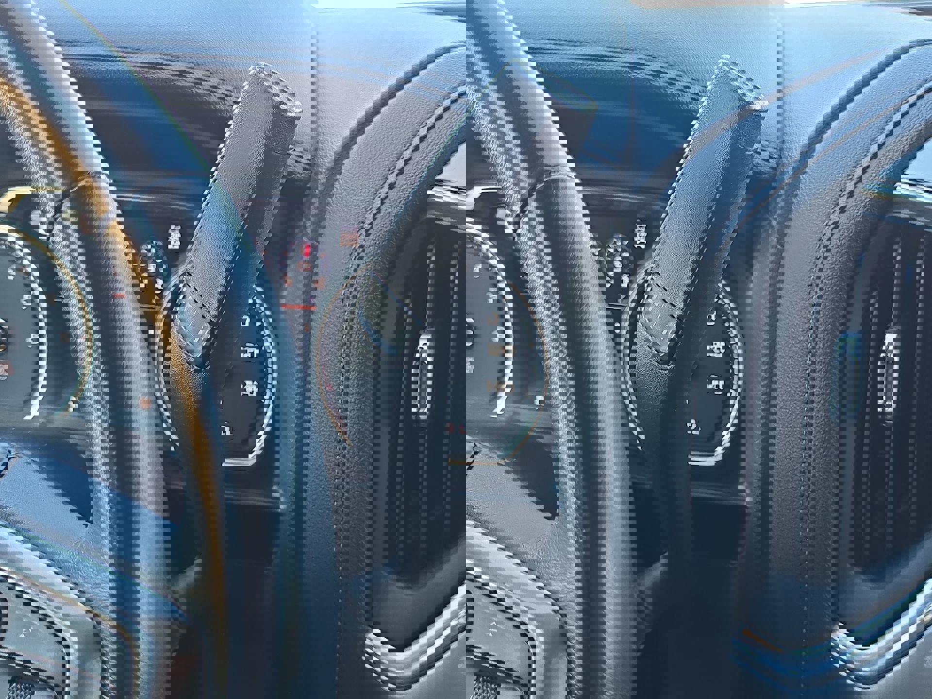 Used 2022 Chevrolet Silverado 2500 LTZ w/ LTZ Premium Package image 21