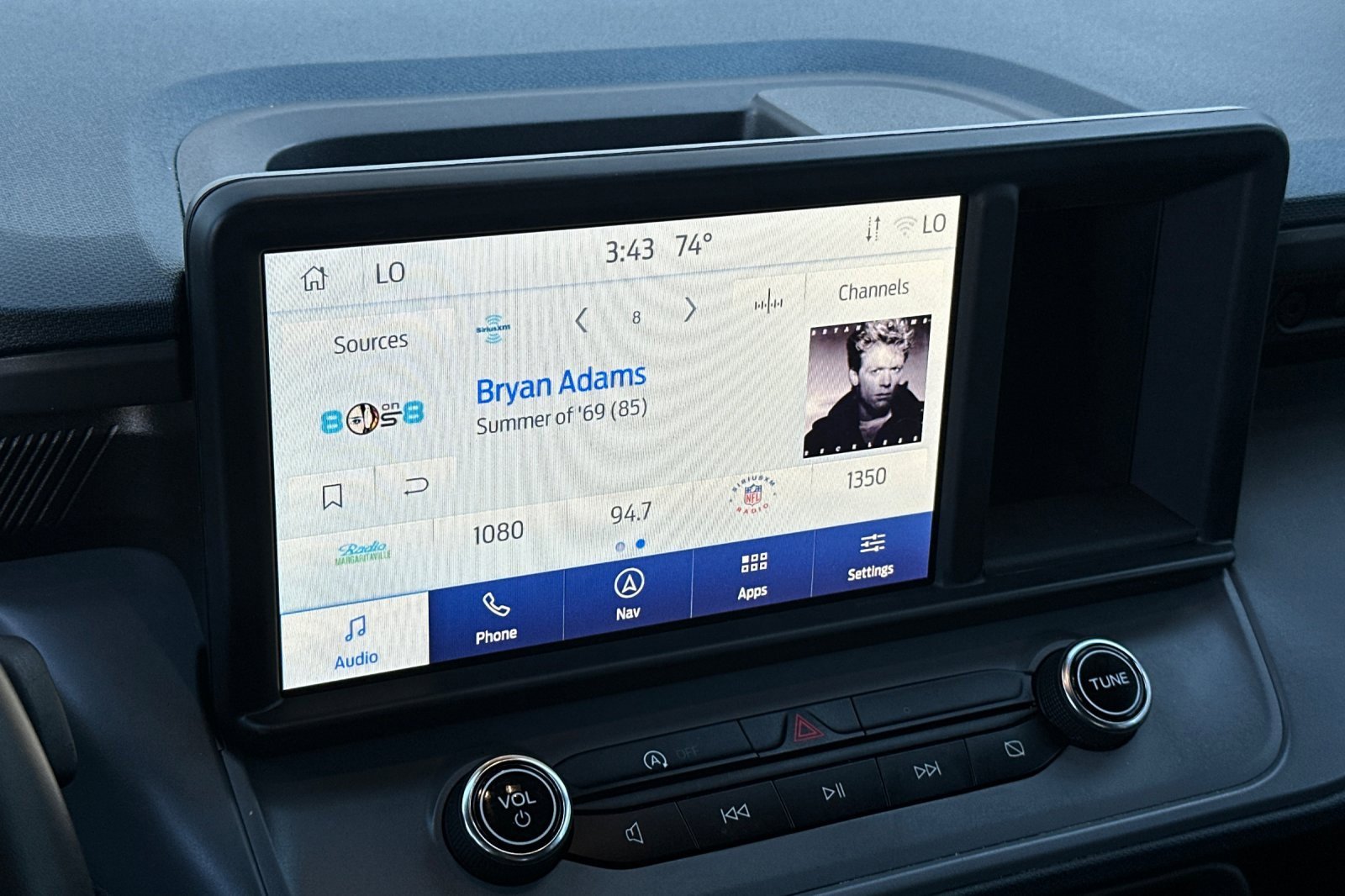 Certified 2024 Ford Maverick Tremor w/ Tremor Off-Road Package image 16