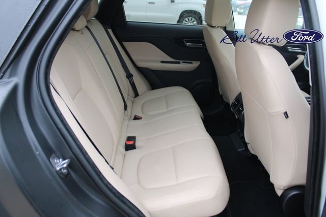 Used 2020 Jaguar F-PACE 25t image 13