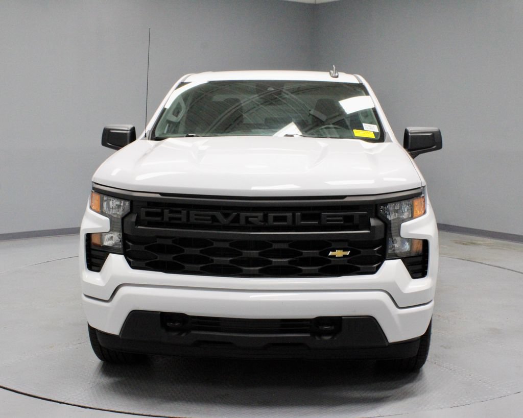 Used 2023 Chevrolet Silverado 1500 Custom AWD/4WD image 5