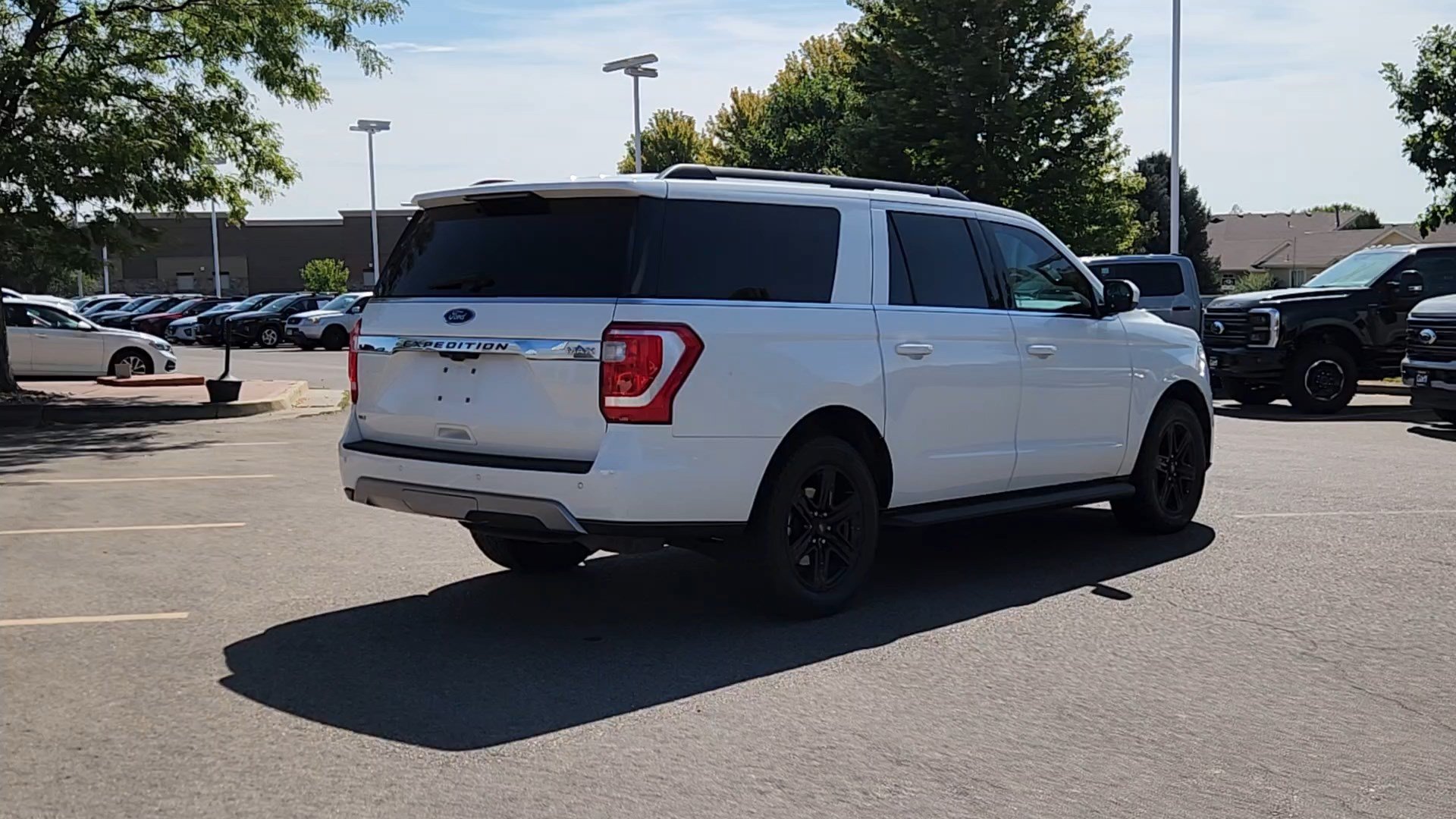 Certified 2020 Ford Expedition Max XLT RWD image 16