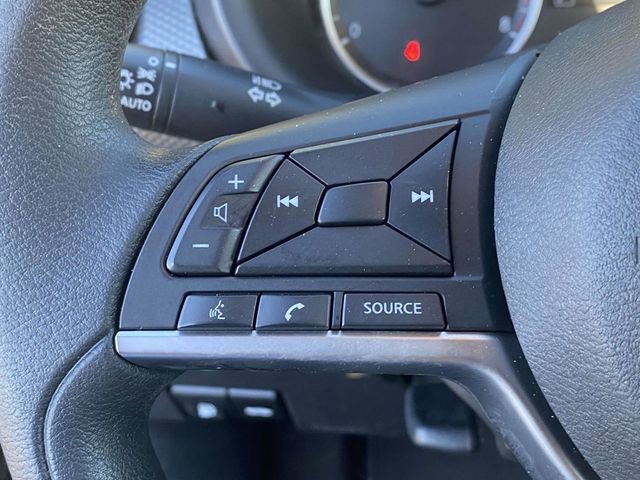 Used 2020 Nissan Kicks S image 21