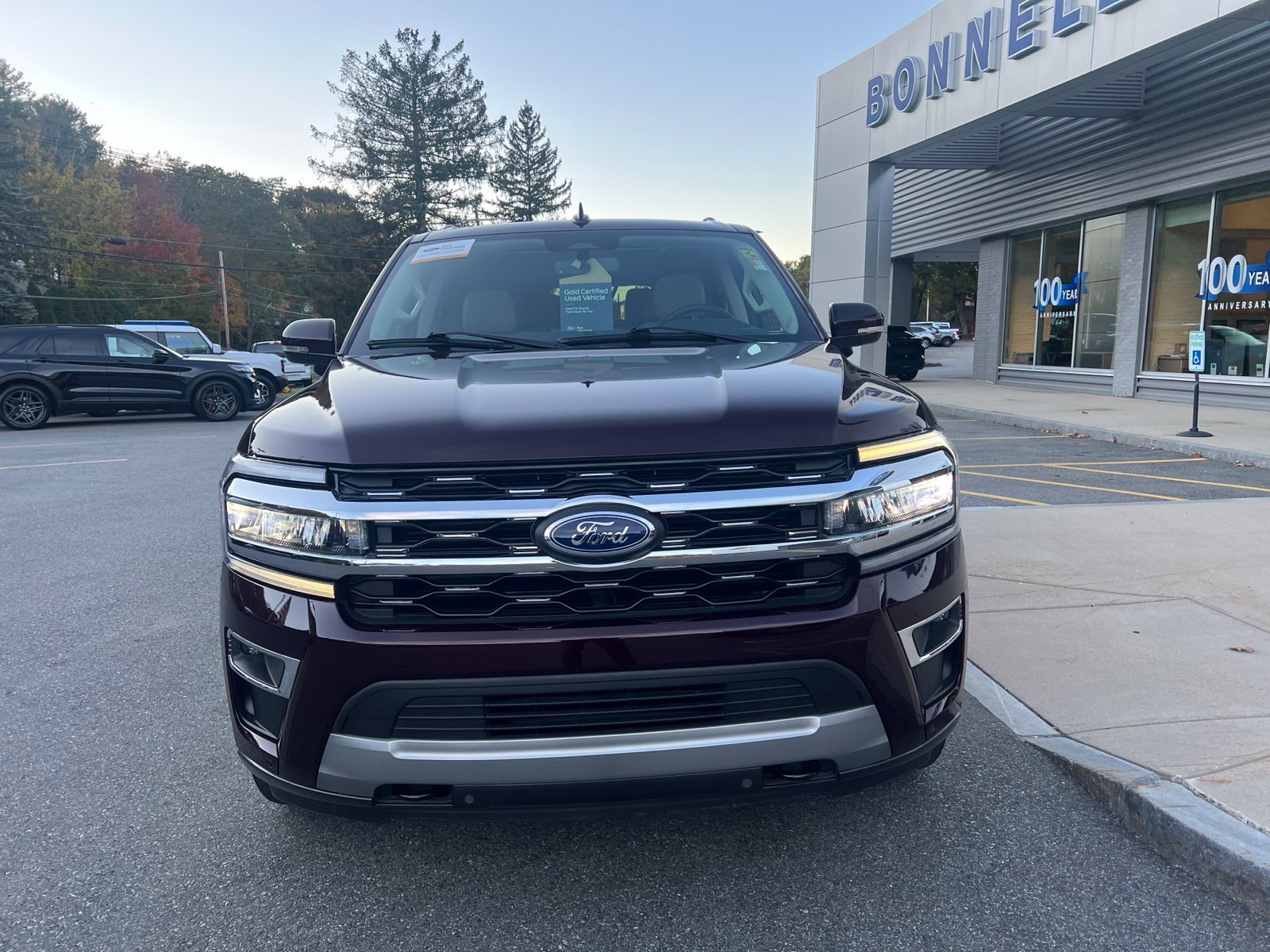 Certified 2024 Ford Expedition Limited AWD/4WD image 2