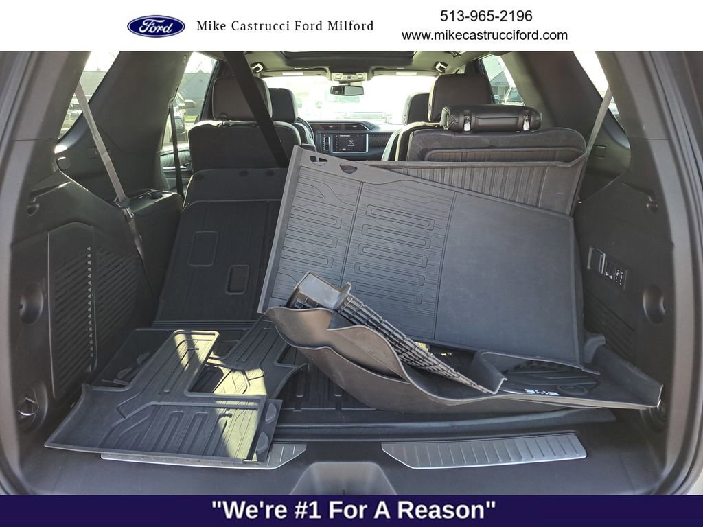 Used 2023 GMC Yukon Denali w/ LPO, Floor Liner Package image 28