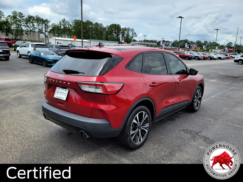 Certified 2022 Ford Escape SE w/ SE Sport Appearance Package FWD image 6