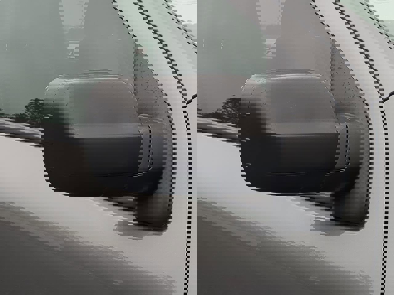 Used 2021 Nissan Titan SV w/ SV Convenience Package image 10