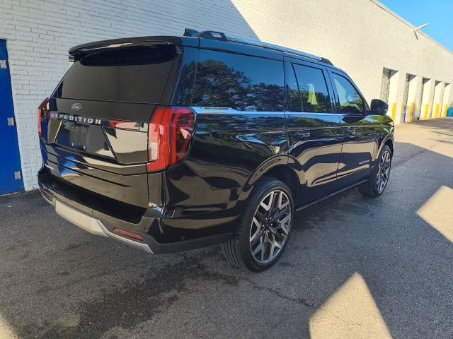 Certified 2025 Ford Expedition Platinum w/ Platinum Ultimate Package AWD/4WD image 12