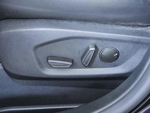 Certified 2024 Ford Edge Titanium AWD/4WD image 17
