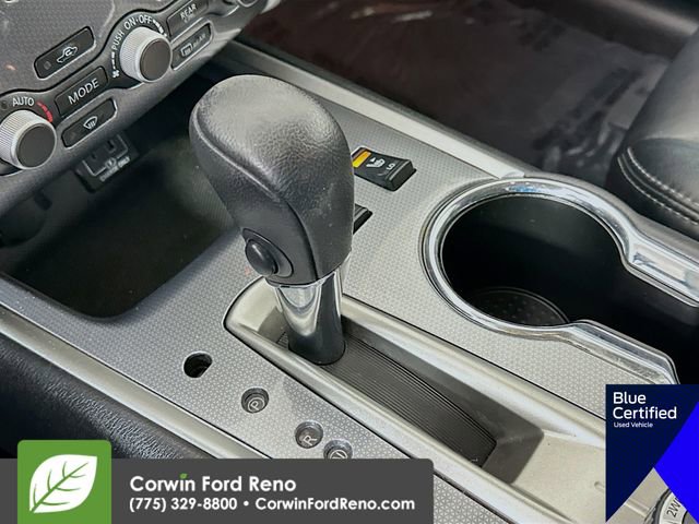 Used 2019 Nissan Pathfinder SL AWD/4WD image 19