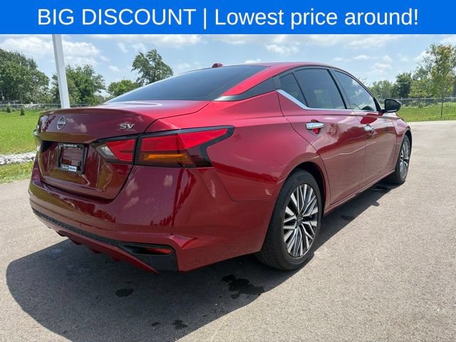 Used 2024 Nissan Altima 2.5 SV FWD image 9