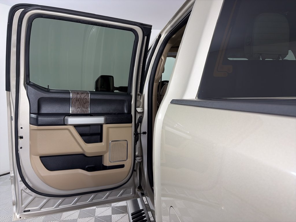 Certified 2018 Ford F250 Lariat w/ Chrome Package AWD/4WD image 11