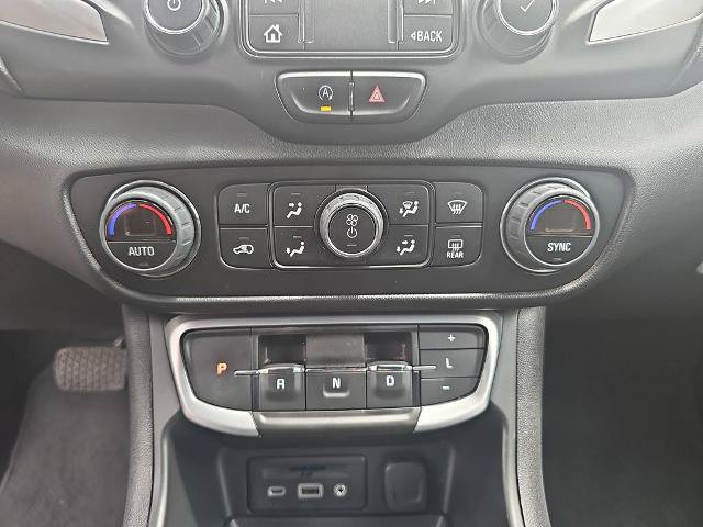 Used 2023 GMC Terrain SLT AWD/4WD image 24