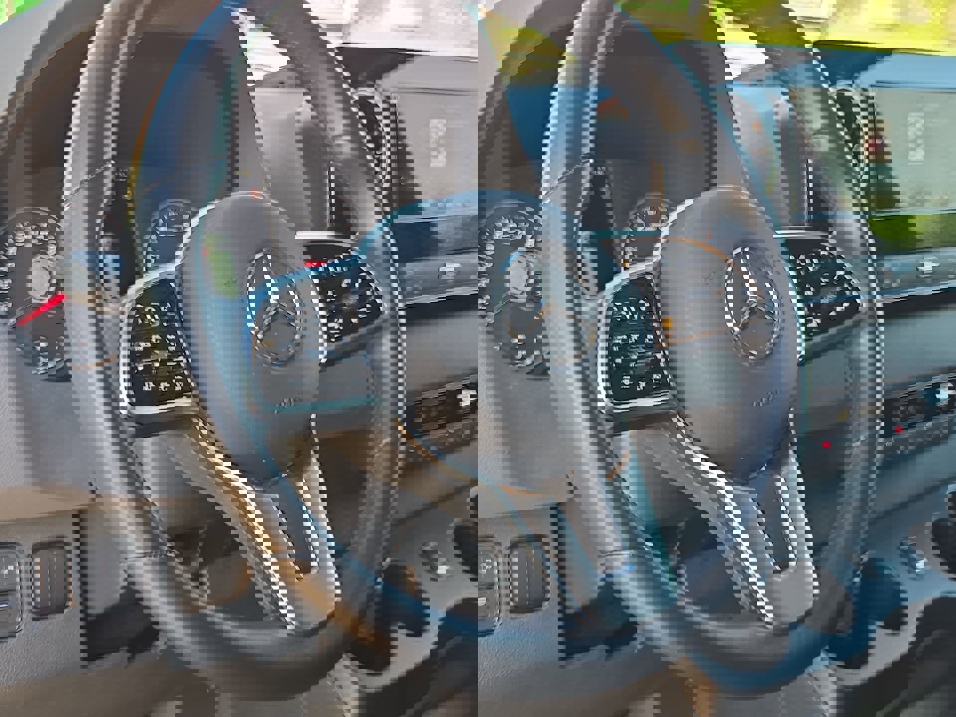 Used 2024 Mercedes-Benz Sprinter 2500 image 14