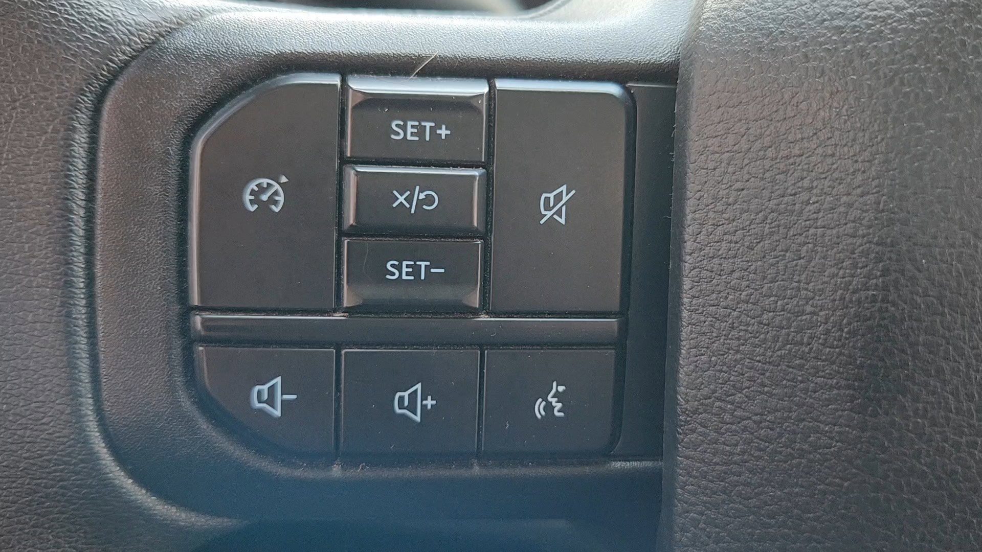 Certified 2024 Ford F250 XLT image 12