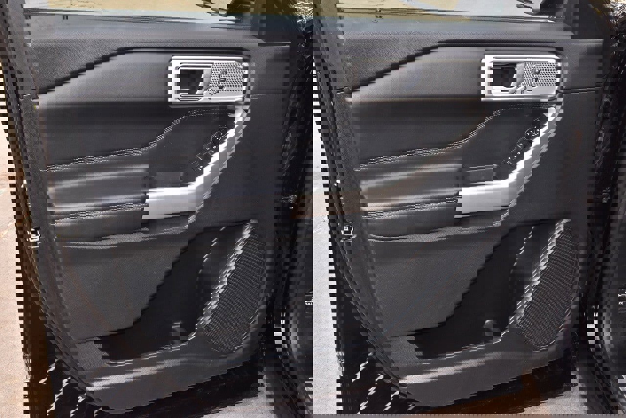 Certified 2023 Ford Explorer Limited image 35