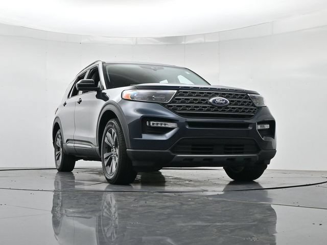 Certified 2024 Ford Explorer XLT w/ Equipment Group 202A AWD/4WD image 39