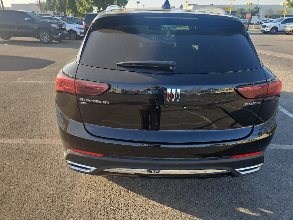Used 2024 Buick Envision Preferred AWD/4WD image 7
