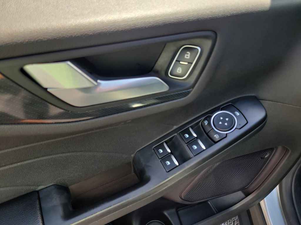 Certified 2024 Ford Escape ST-Line w/ Tech Pack #1 FWD image 15