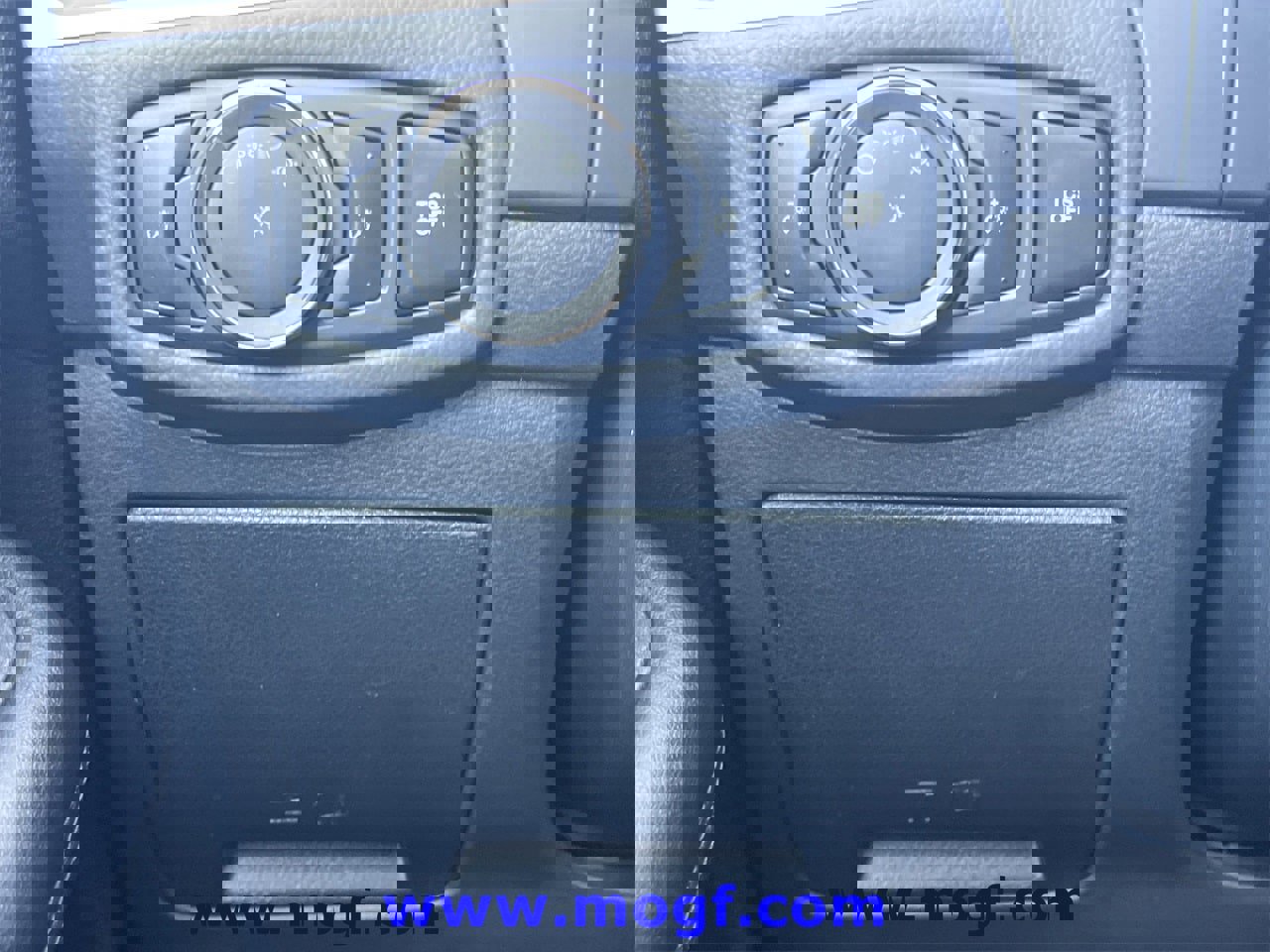 Certified 2024 Ford Edge SEL image 20