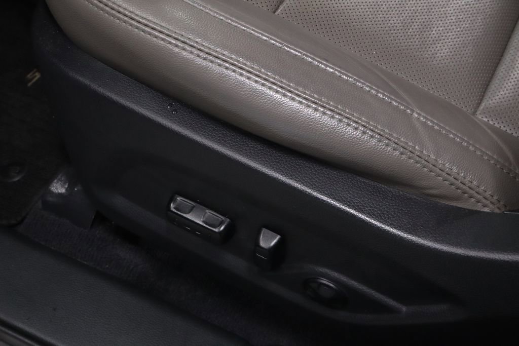 Used 2018 Hyundai Santa Fe Sport AWD/4WD image 23