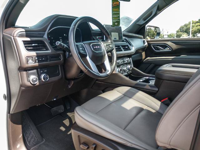 Used 2023 GMC Yukon XL SLT RWD image 9
