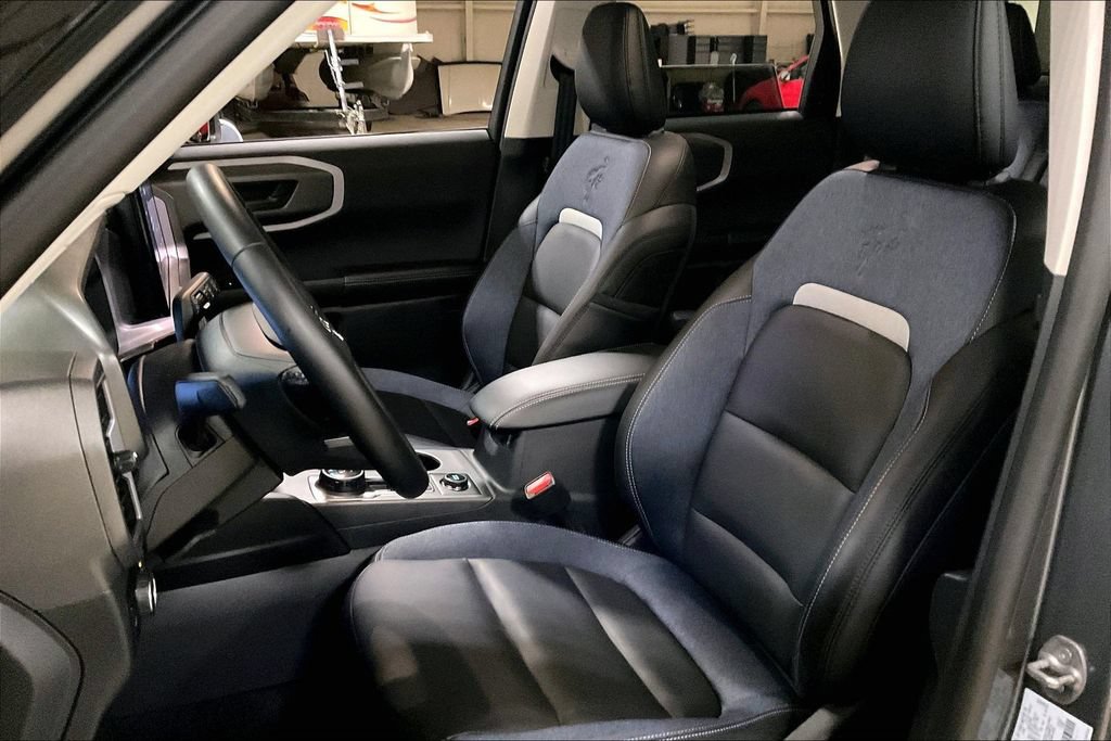 Certified 2025 Ford Bronco Sport Outer Banks w/ Outer Banks Tech Package+ AWD/4WD image 23