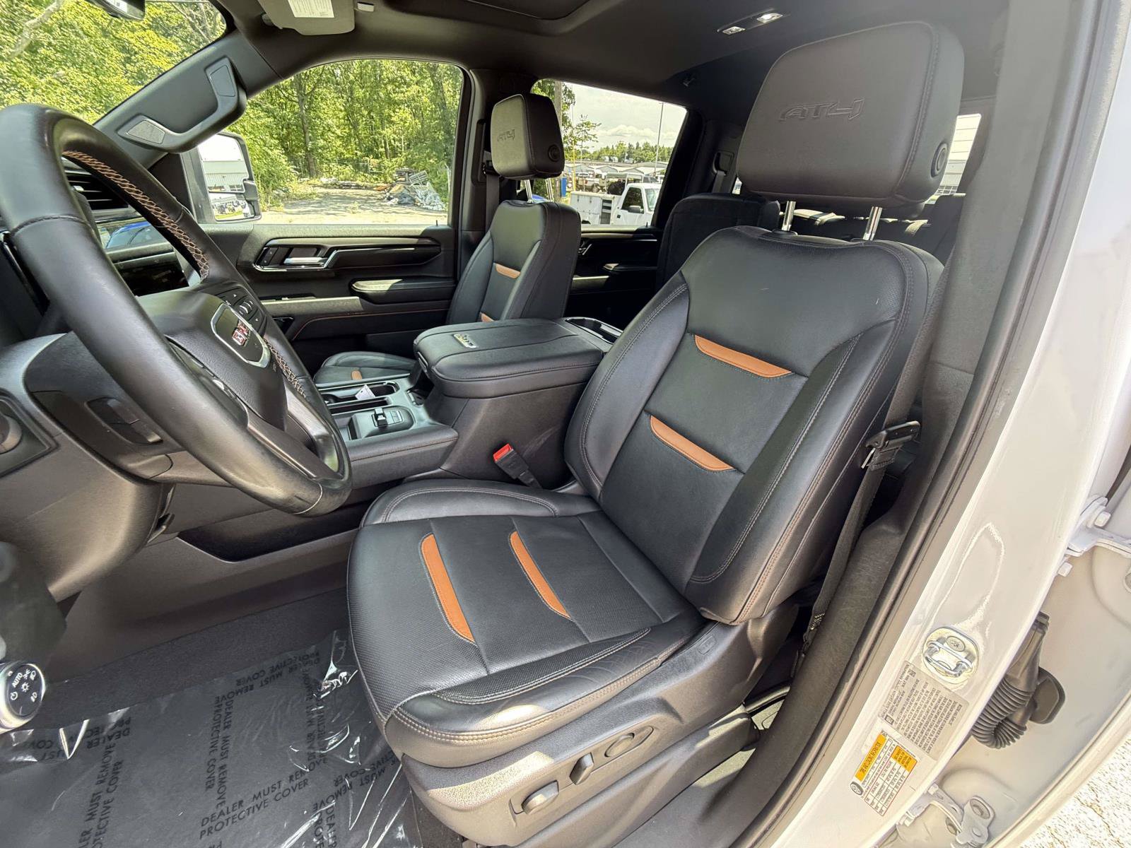 Used 2024 GMC Sierra 2500 AT4 w/ AT4 Premium Plus Package AWD/4WD image 20